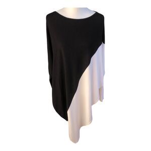 White House Black Market Black and White Ombre Poncho Sweater Top $98 Size S